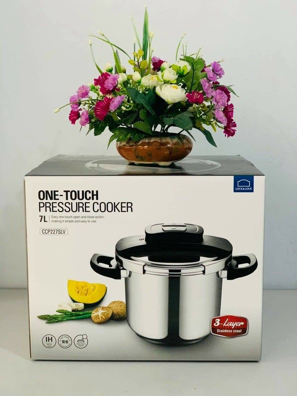Nồi Áp Suất Lock&Lock Dung Tích 7 lít CCP227SLV (cam kết hàng chuẩn, y hình)