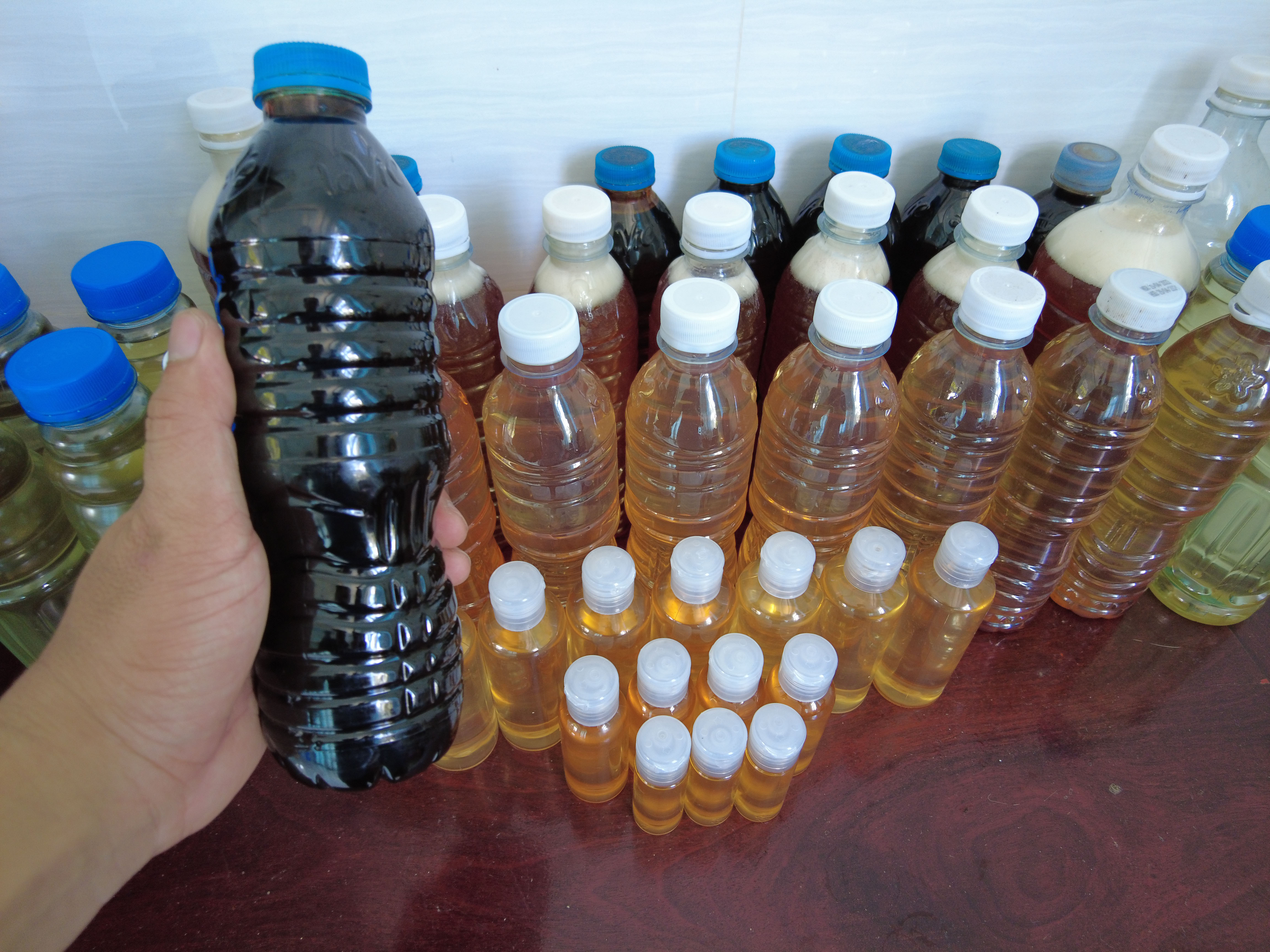 Nước màu dừa Bến Tre nhà làm - Chai 500ml