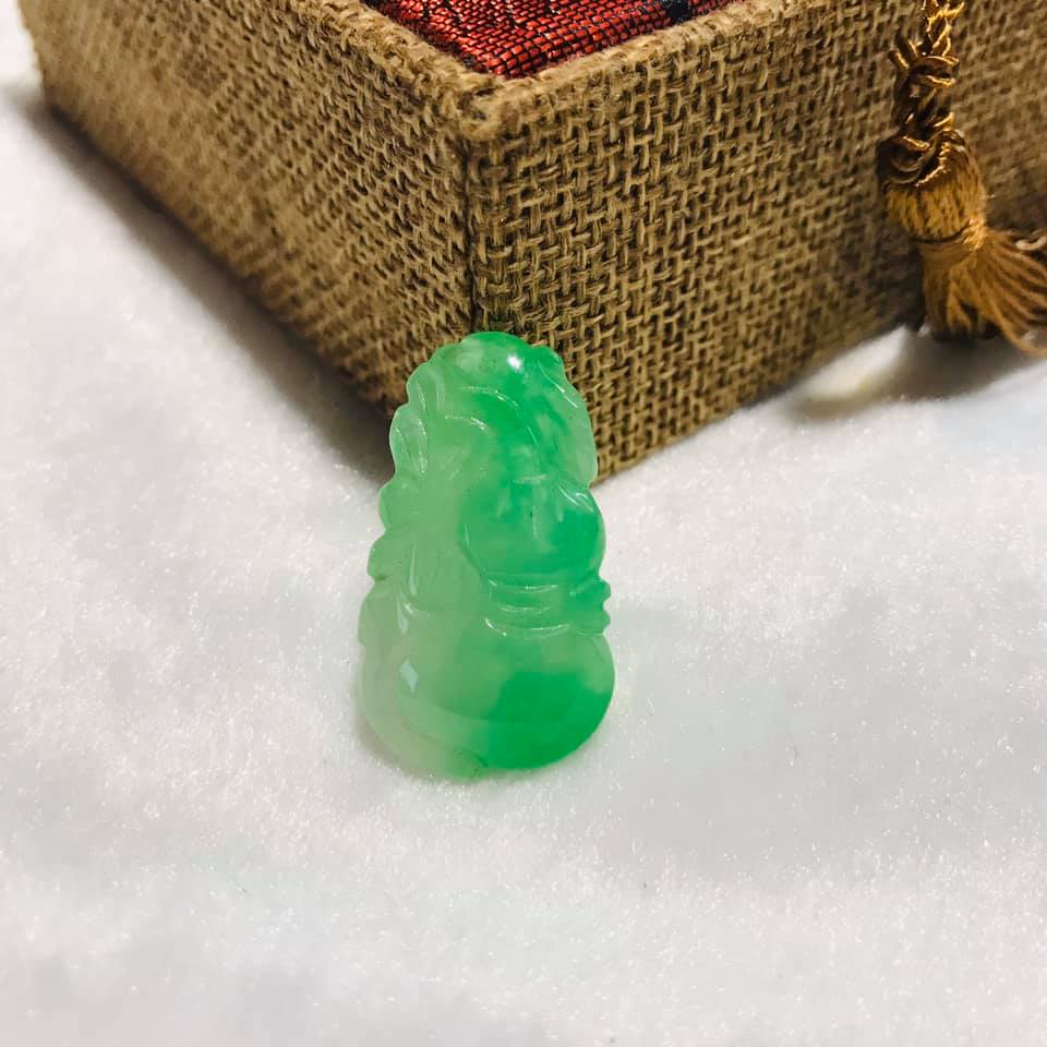 MẶT DÂY CHUYỀN HÌNH HỒ LÔ PHONG THỦY  ĐÁ CẨM THẠCH TẶNG KÈM DÂY ĐEO