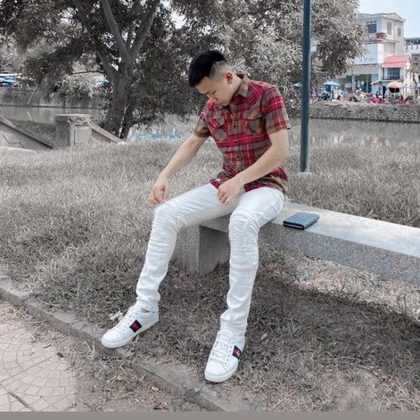 Sơ mi kẻ đỏ tay cộc Chất kẻ thô