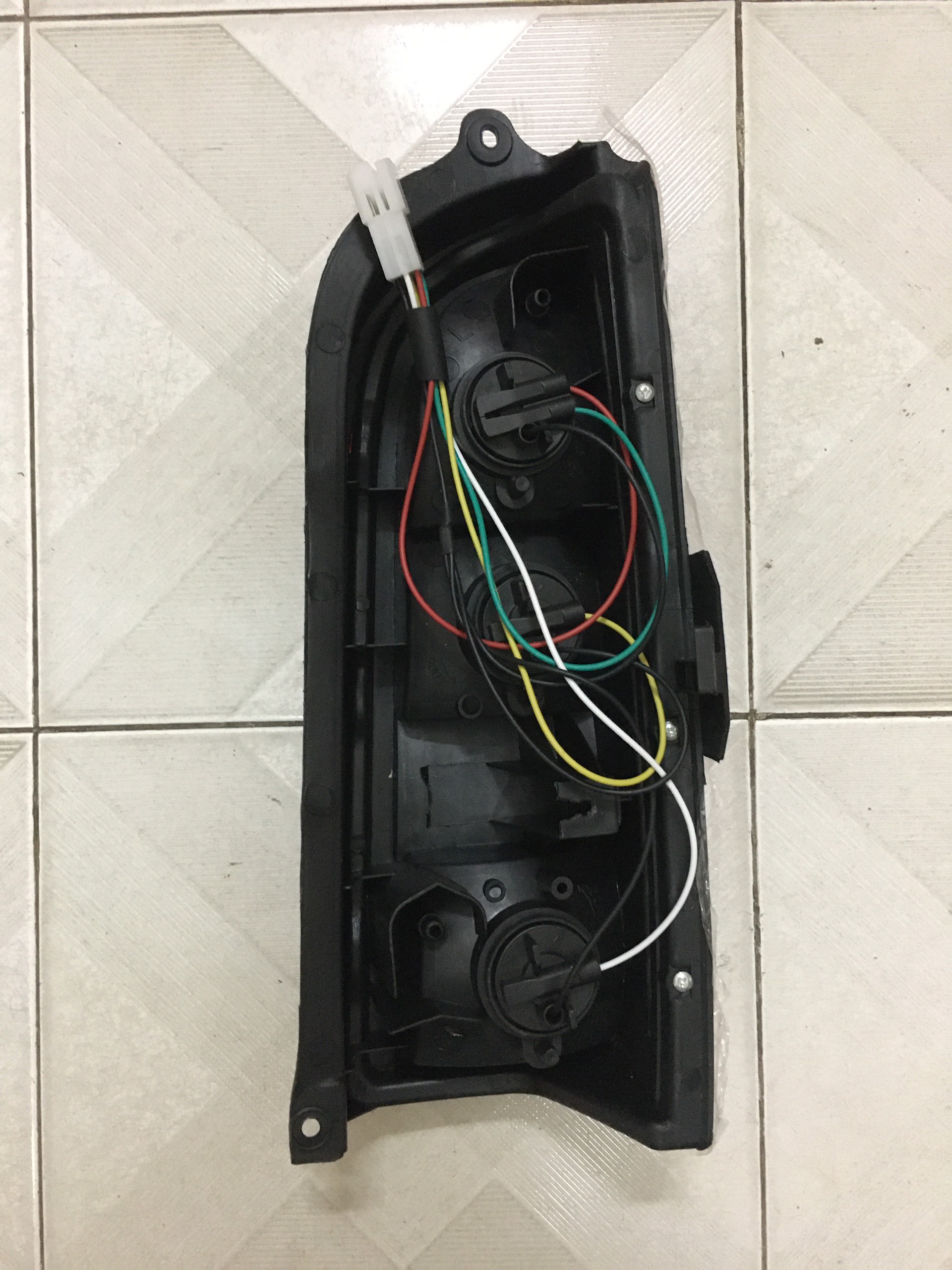 Đèn hậu SYM V5