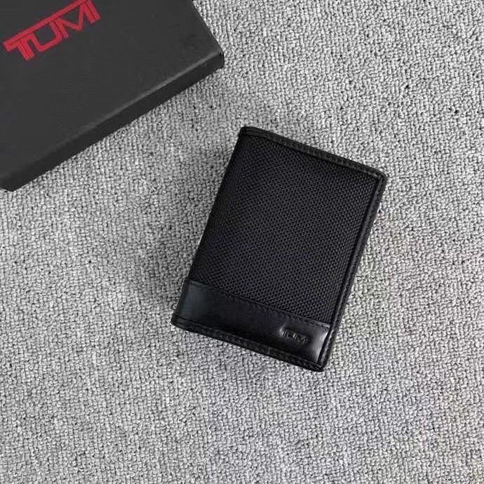 Ví đựng thẻ t.u.m.i
