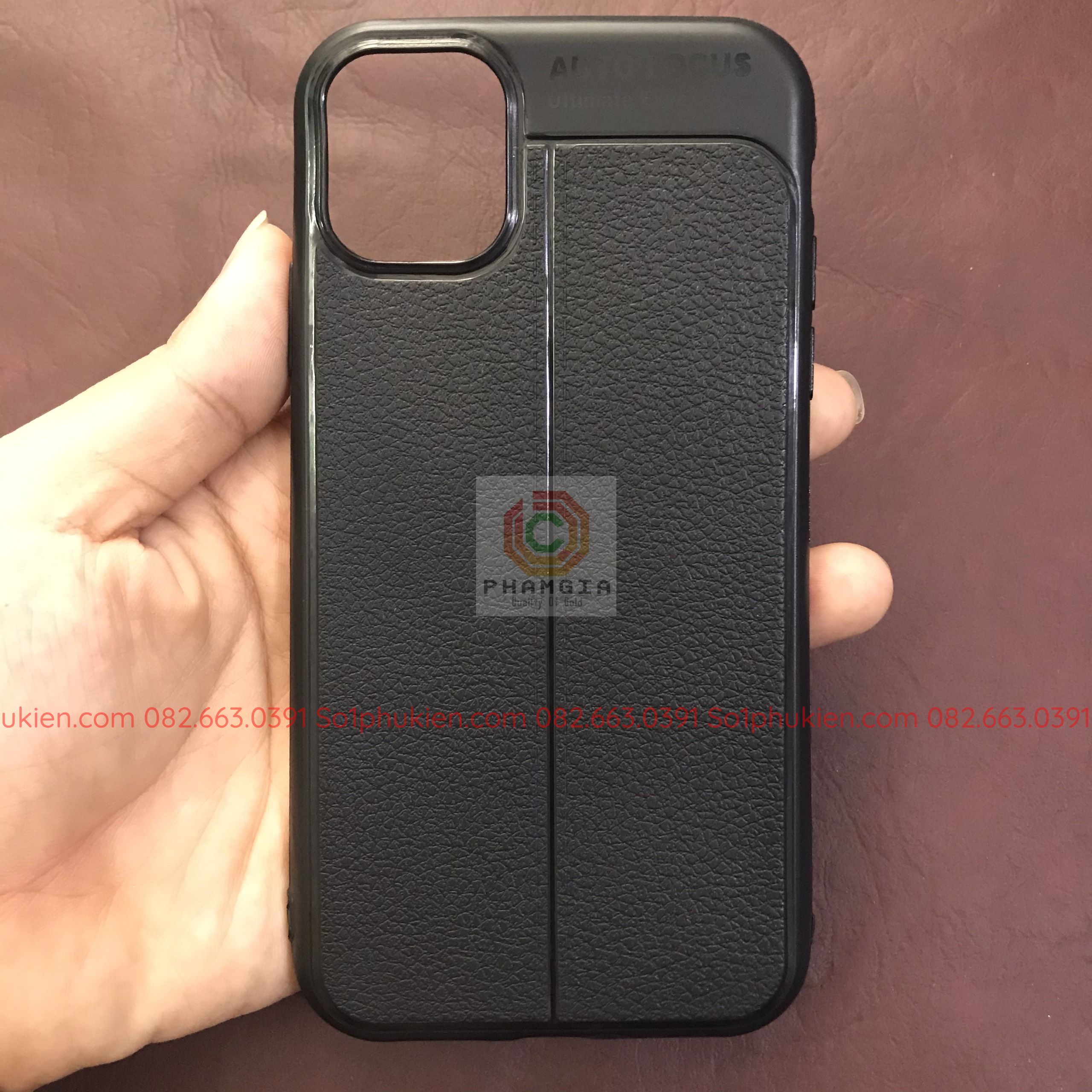 Ốp lưng Iphone 11 (6.1) dẻo đen auto focus bảo vệ mặt lưng máy