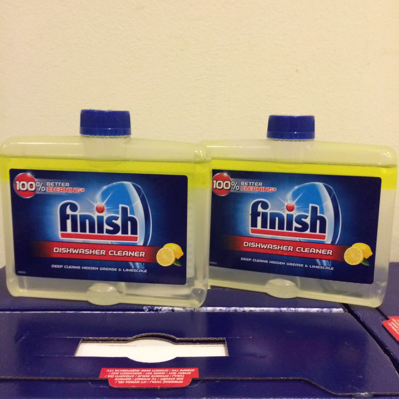 Dung dịch vệ sinh máy rửa bát Finish 250ml (thị trường Đức)