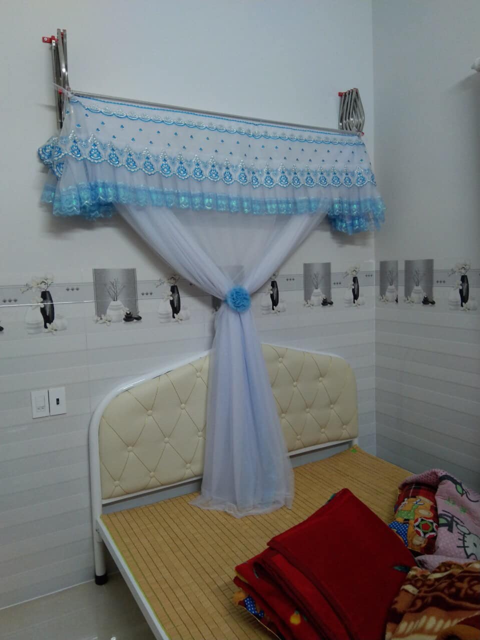 Màn khung xếp gọn vải tuyn lạnh loại đẹp (nhận đặt kích thước theo yêu cầu)