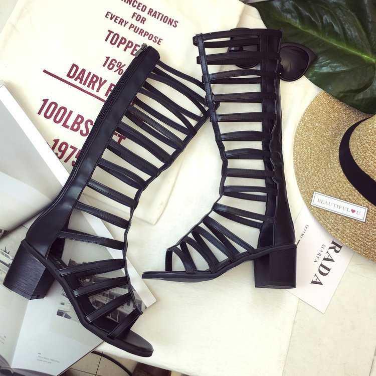 Giày sandal chiến binh đế vuông
