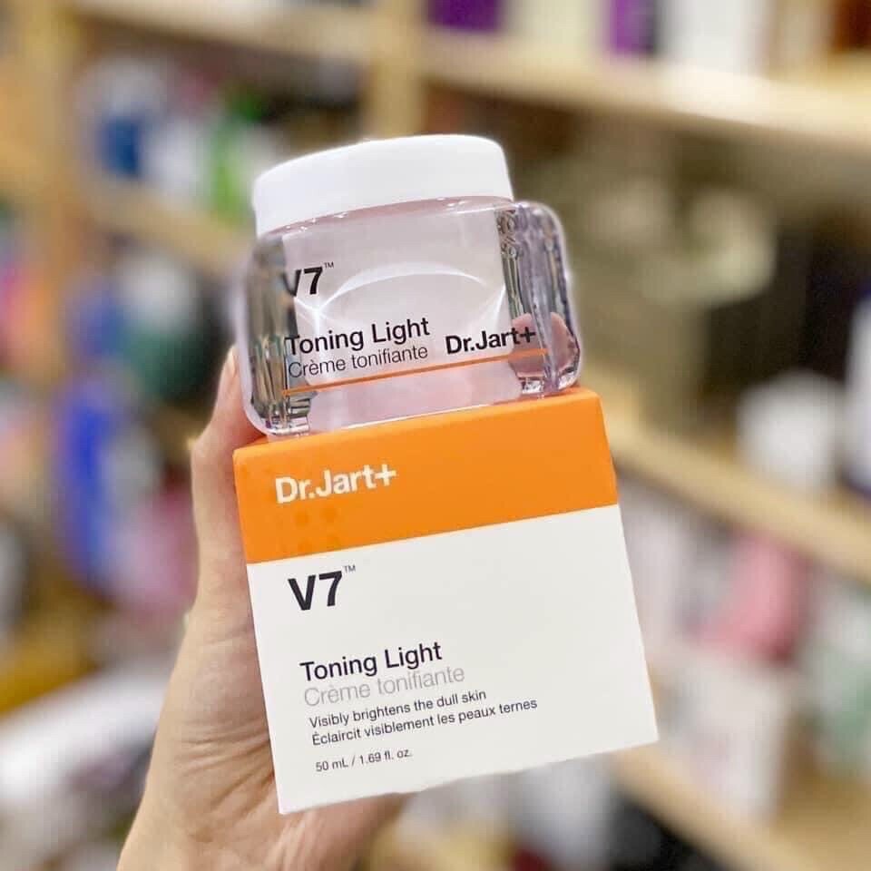 KEM DƯỠNG TRẮNG DA V7 TONING LIGHT