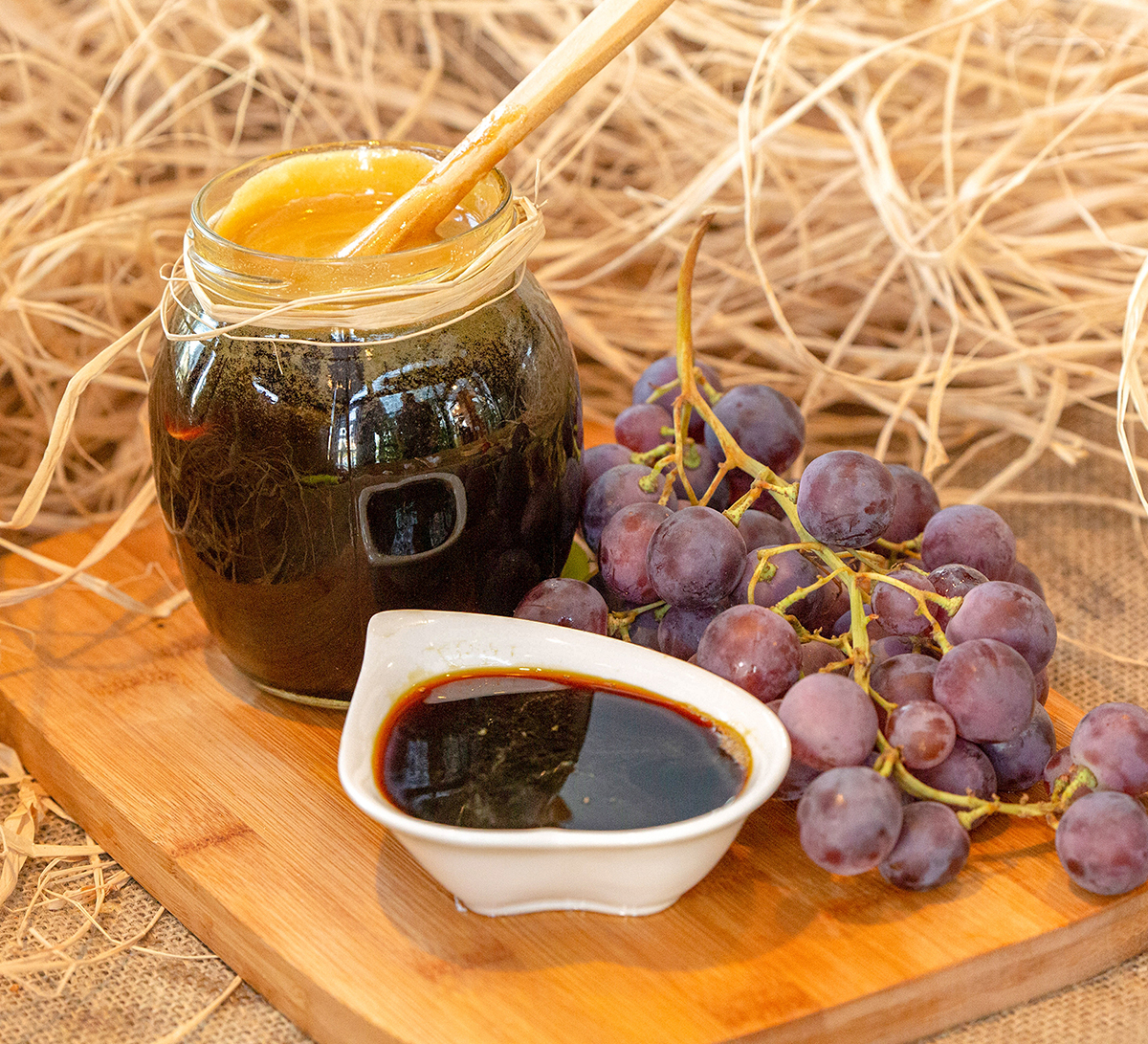Mật Nho Grape Molasses 700 gr.