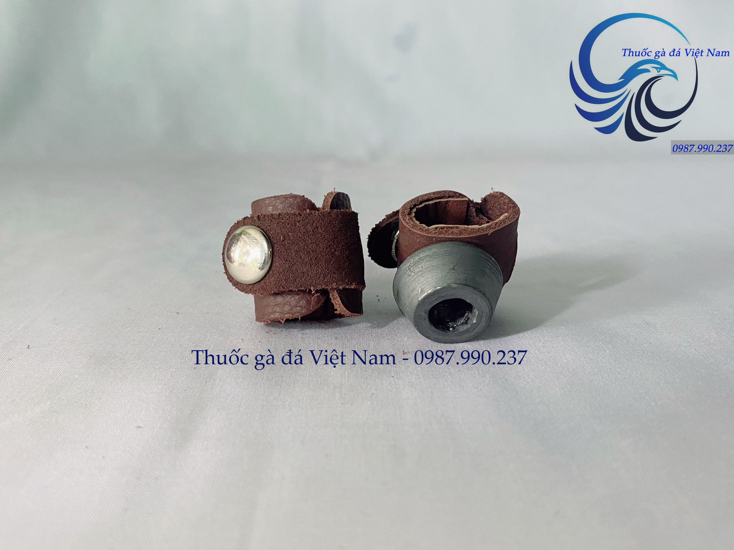 Tạ tập lực cho gà tre