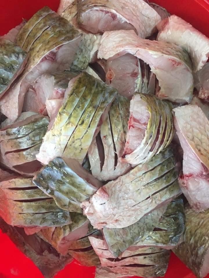 Cá trắm thính 180 k/ kg