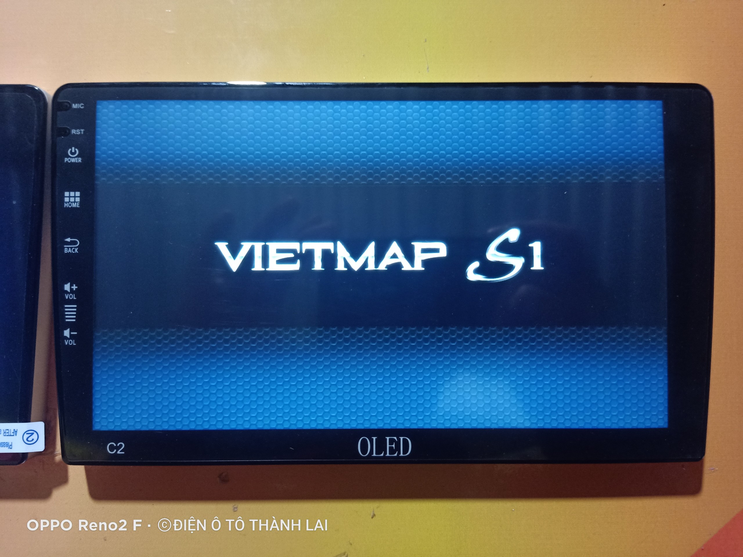 Màn hình Android ô tô 9 Inch Wifi, GPS,  Android 12 Full