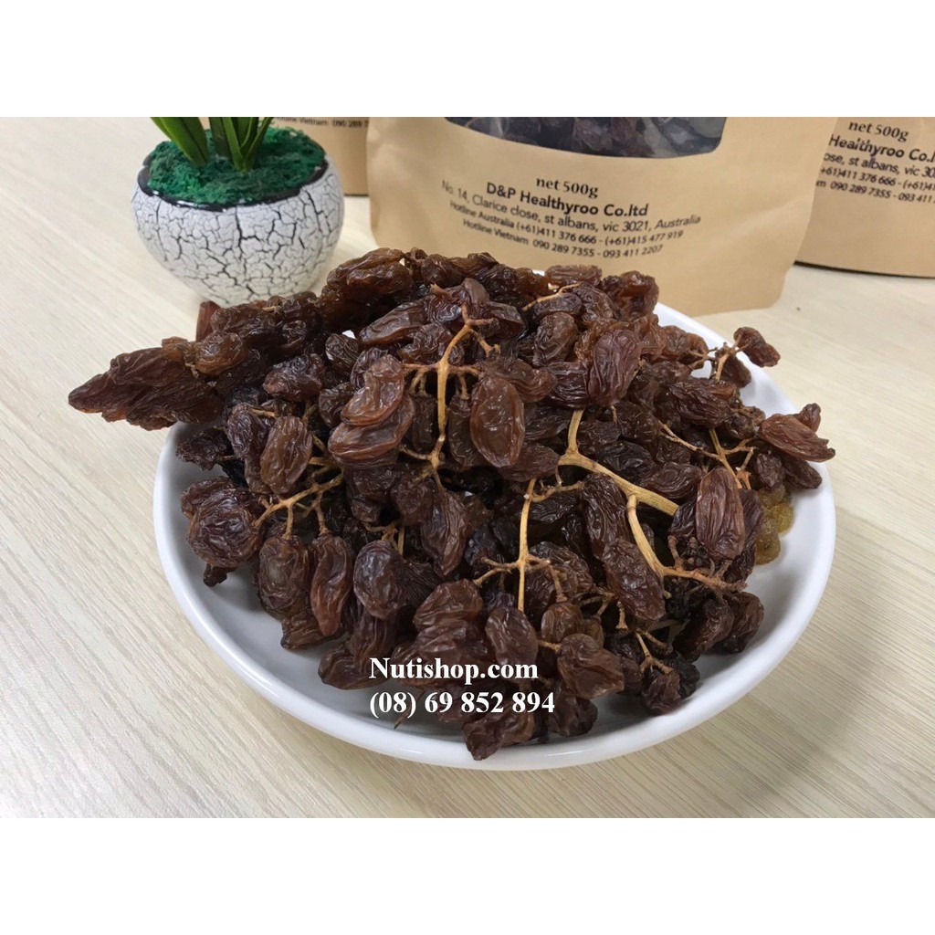 Nho kho nguyên cành Crimson Úc 500g