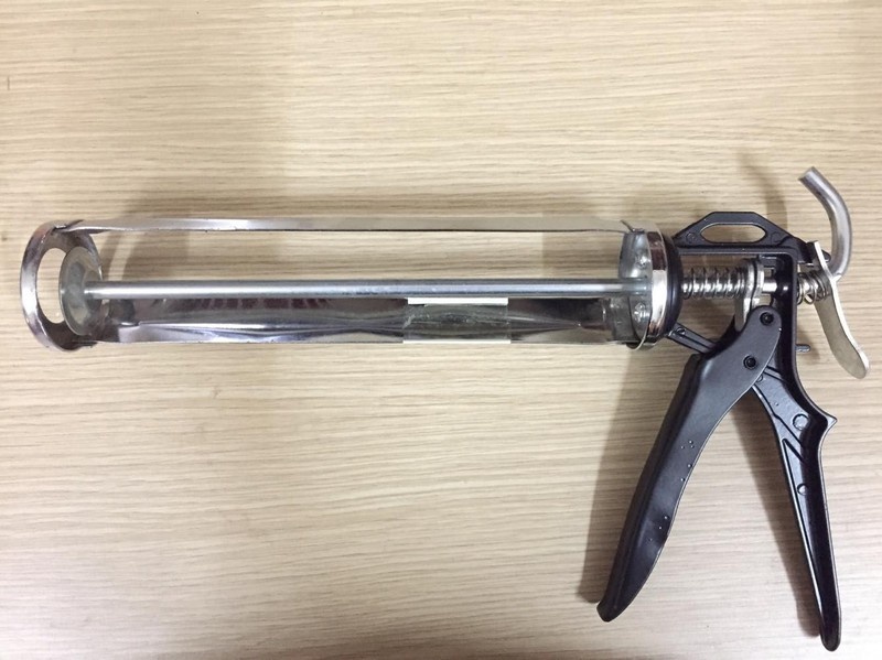 Súng bắn keo Silicon bằng inox
