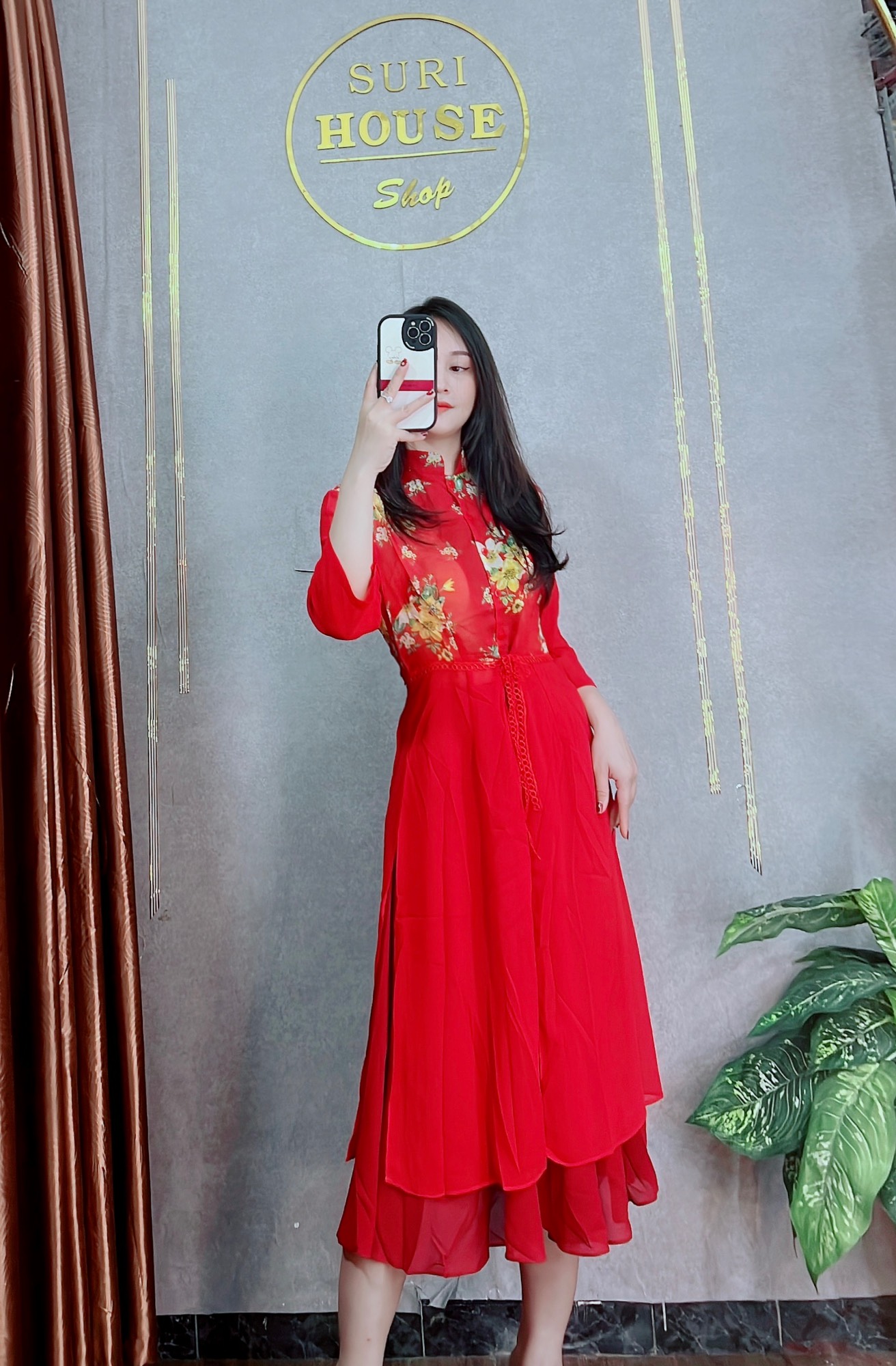 Áo dài tứ thân kèm chân váy 2 lớp
