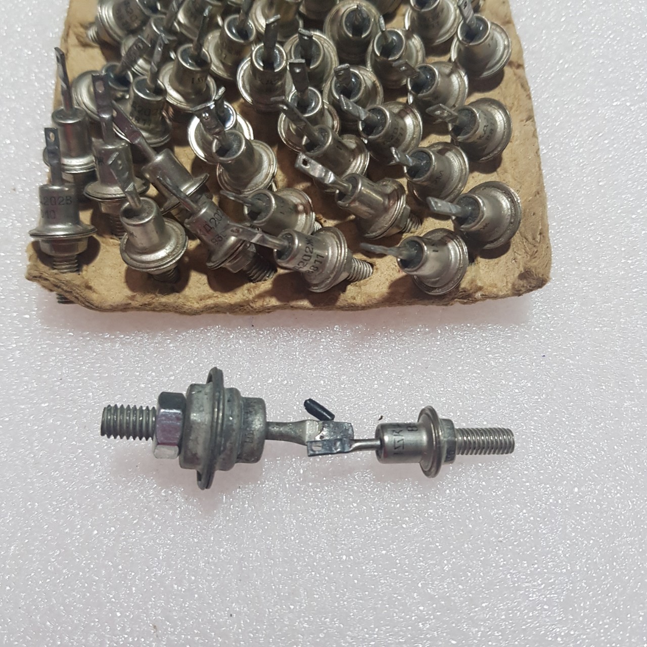Đi ốt nạp 5A - 10A hàng Liên Xô