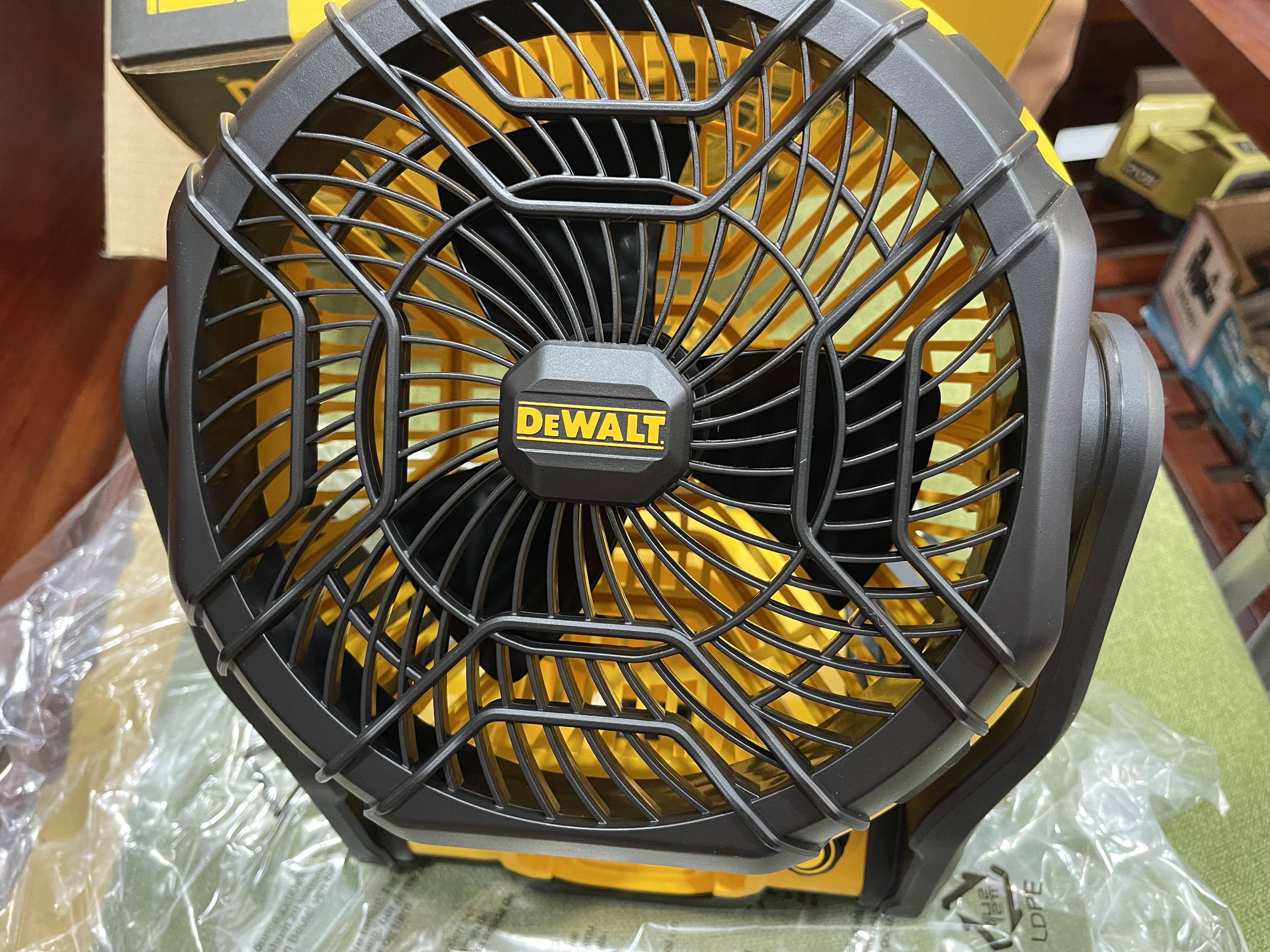 Máy quạt pin Dewalt DCE512N