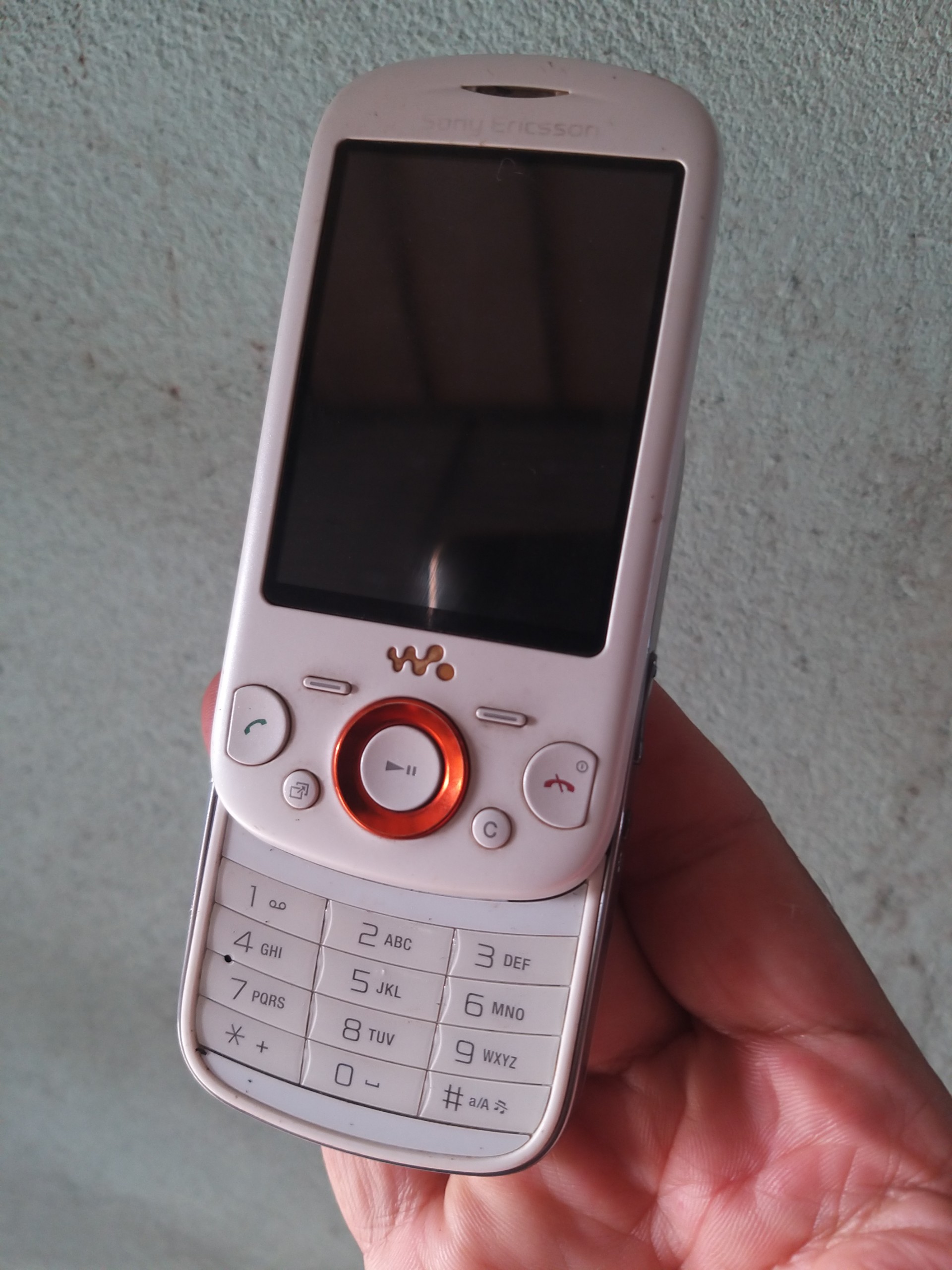 Sony ericsson w20