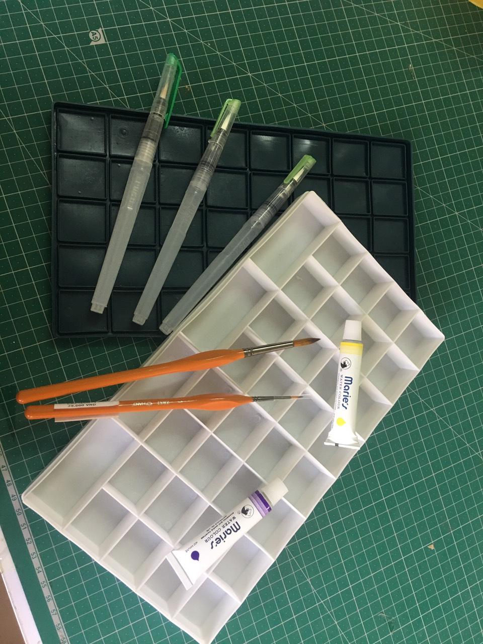 PALLETTE ĐỰNG MÀU NƯỚC NẮP SILICON