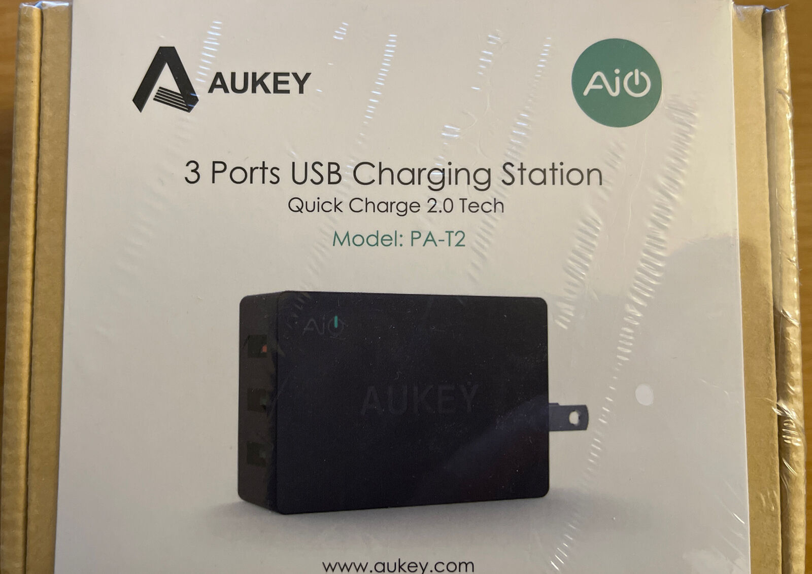 Sạc aukey pa t2 sạc nhanh quick charge 2.0 42w 3 cổng.