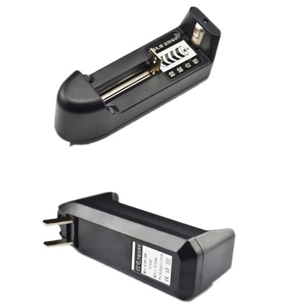 Sạc pin Ultrafire (đơn) 18650