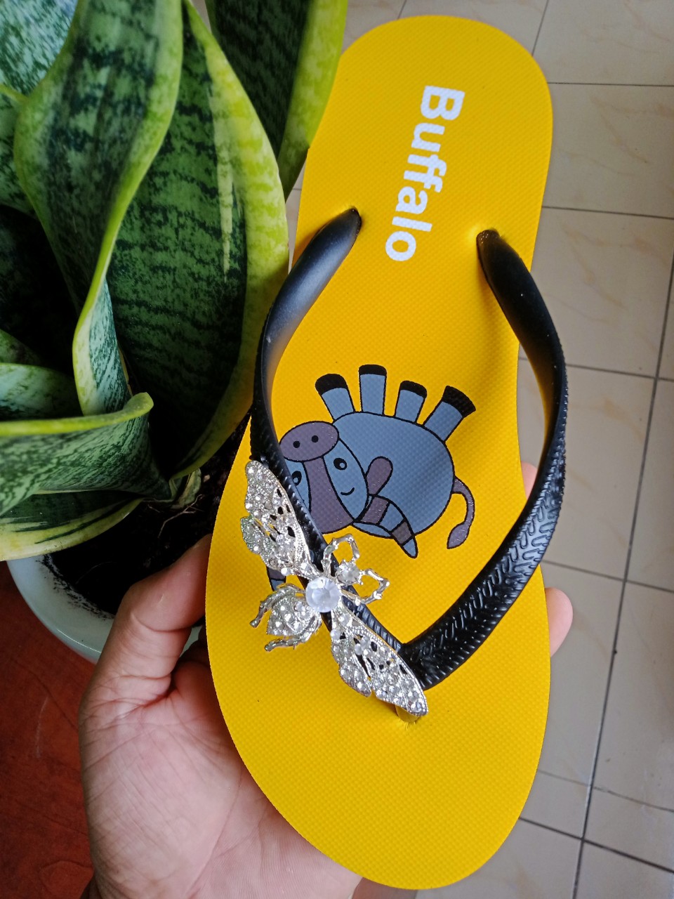 [HCM]Dép kẹp ngón đính charm đá hình ong lấp lánh
