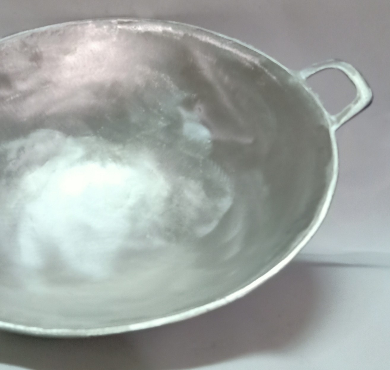 Chảo gang đúc đã được mài bóng 47 CM (loại đá y sâu)