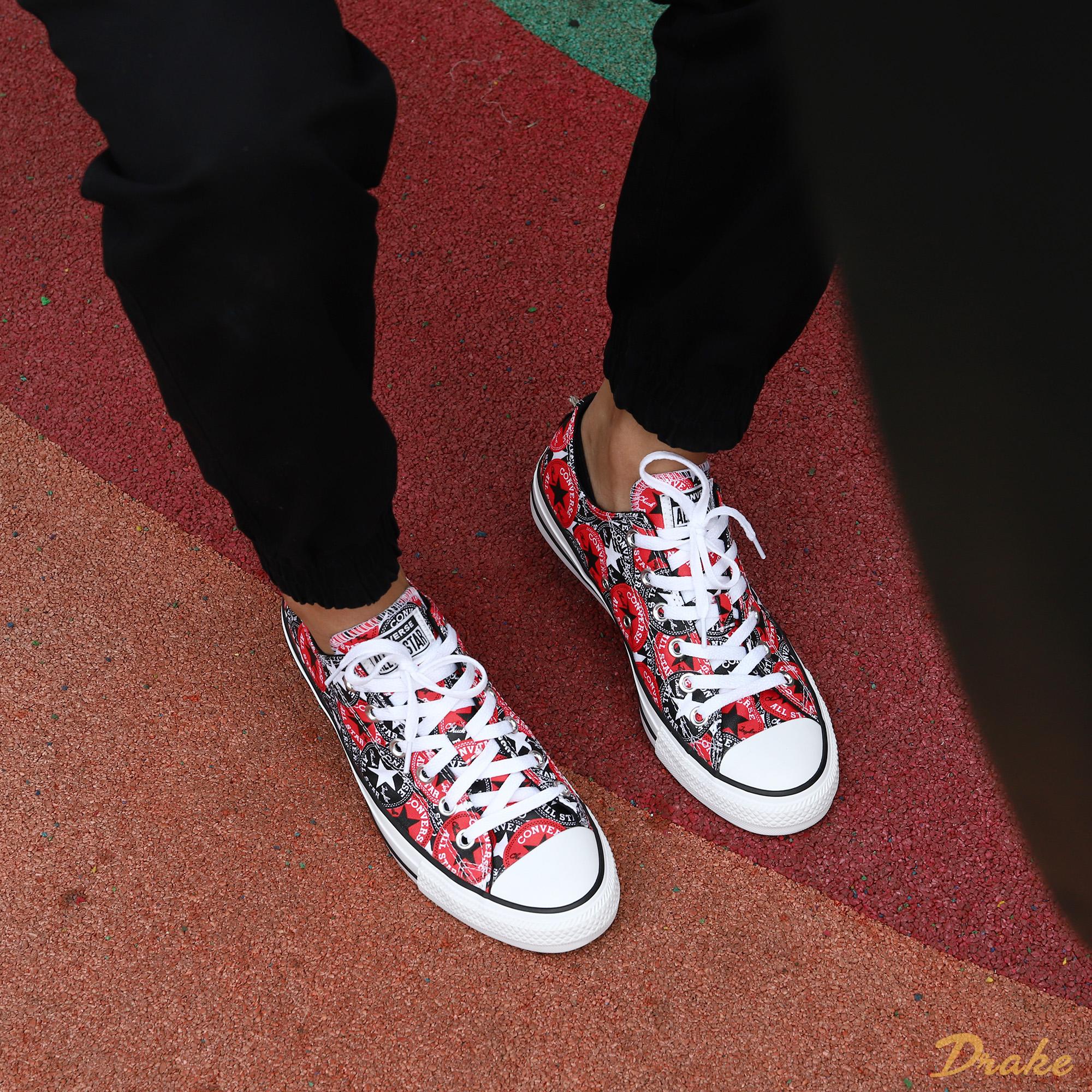 Giày Converse Chuck Taylor All Star Logo Play 166986V