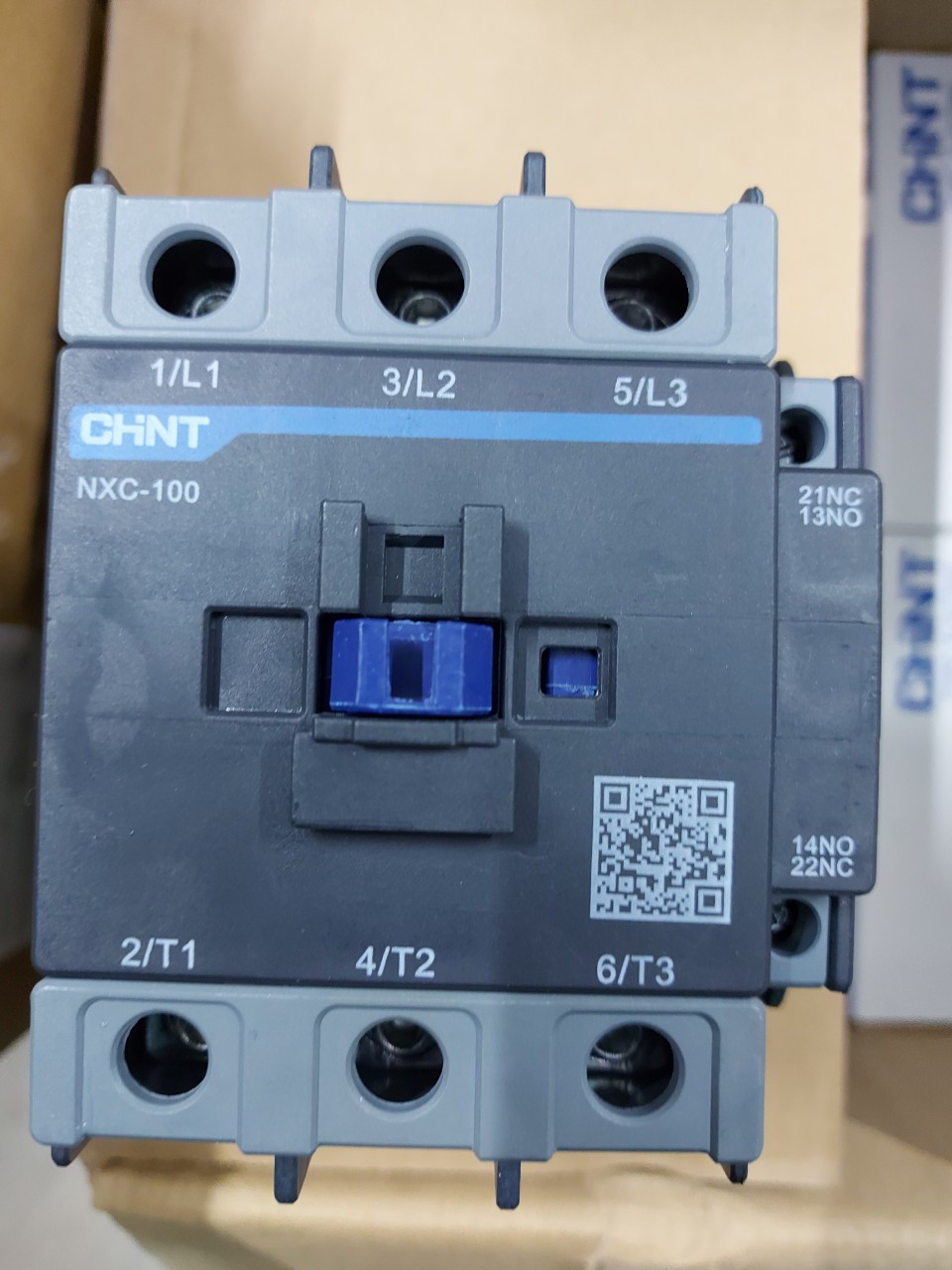 Khởi động từ CHINT NXC 100A-220V