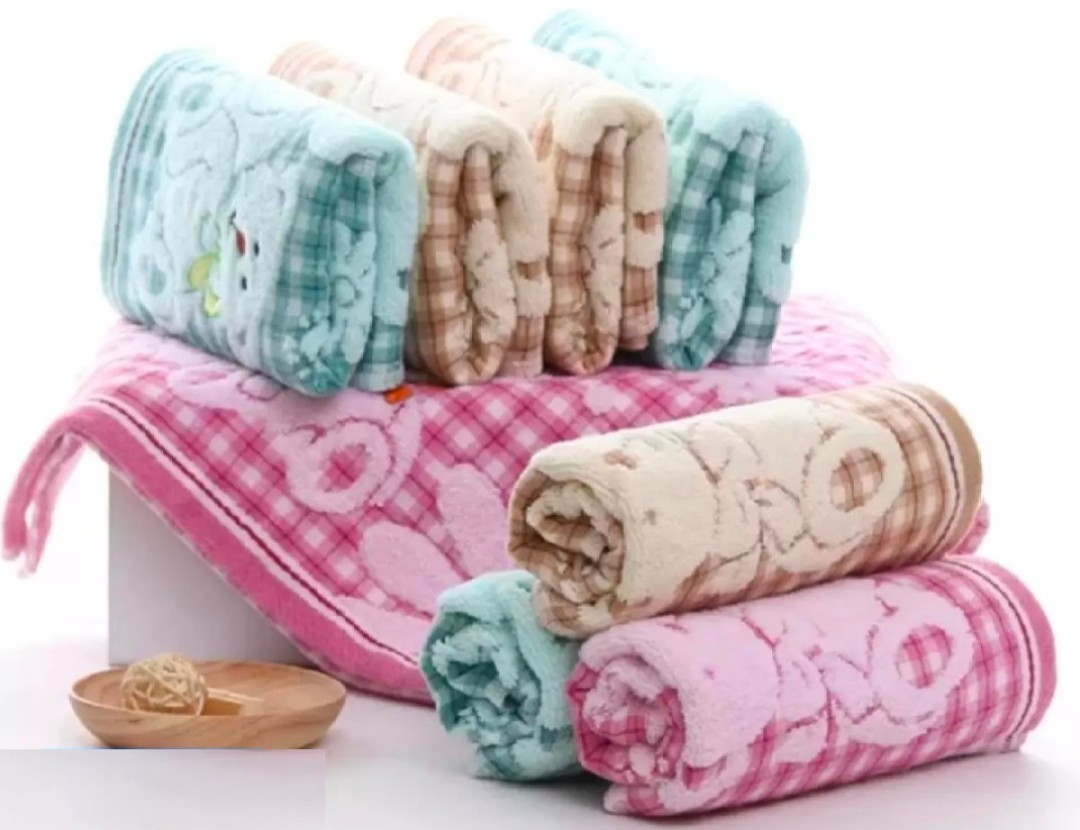 Khăn tắm in hình Gấu Bông 100% Cotton, khăn mềm mịn thấm hút tốt không xù lông bai màu kích 37x74cm, khăn tắm gia đình