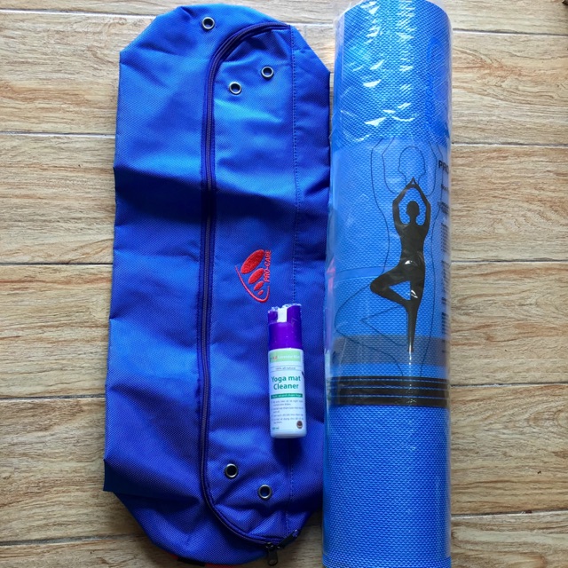 THẢM YOGA PROCARE+TÚI THẢM+CHAI XỊT THẢM