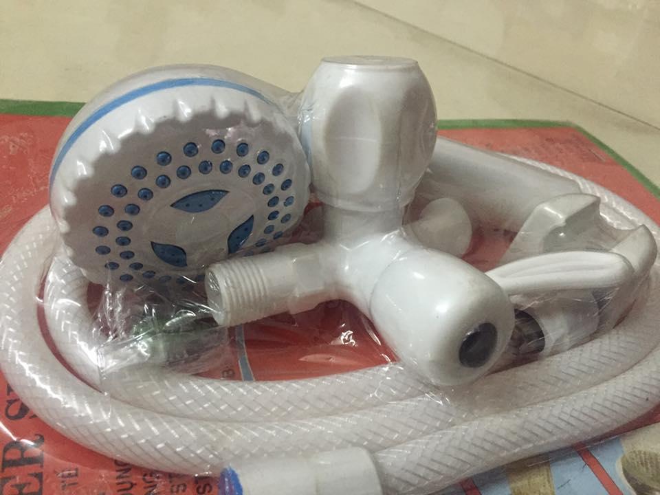 Bộ củ sen 902C + vòi sen + dây sen + cài sen