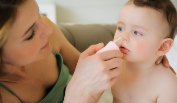 HÚT MŨI NUK ĐỨC