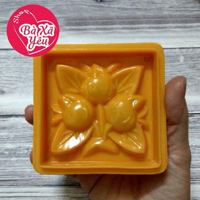 Khuôn nhấn xôi vuông 3 trái đào 200g