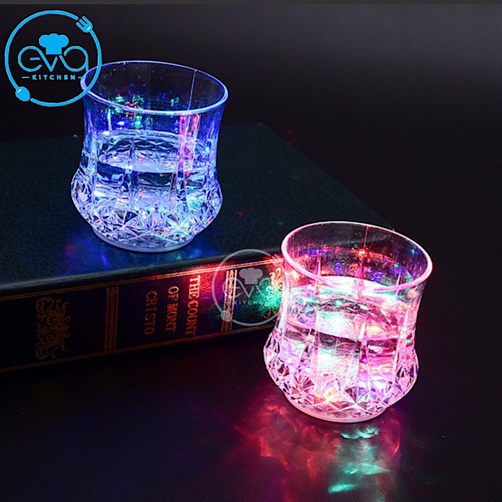 Ly Nước Đổi Màu Phát Sáng Moonlight