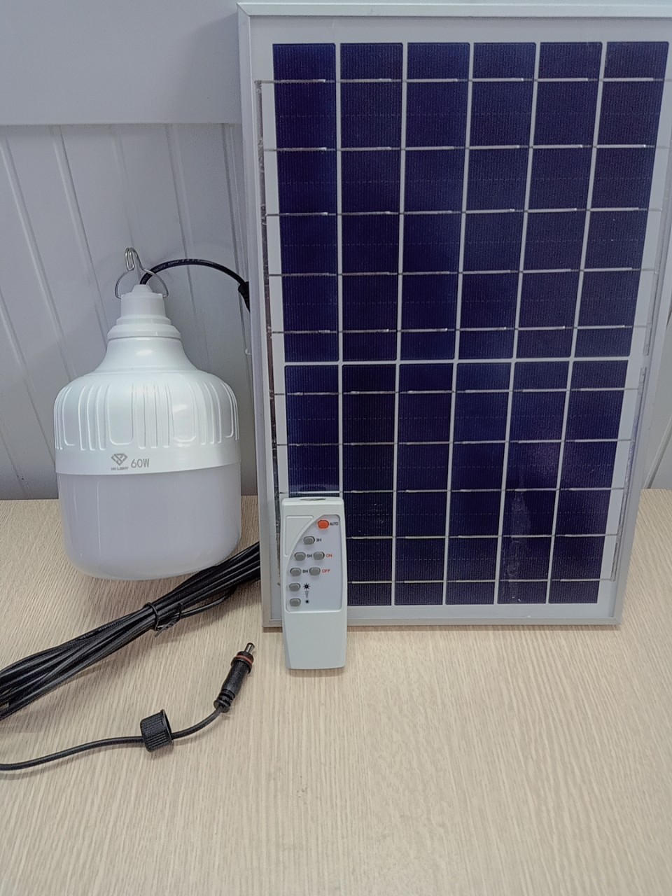 Đèn led búp 100w năng lượng mặt trời