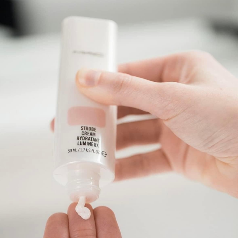 Kem Lót MAC Strobe Cream Hydratant Lumineux