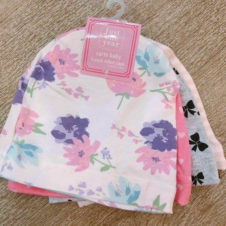 Mũ, nón sơ sinh Carter’s Baby cho bé sơ sinh đến 3 tháng