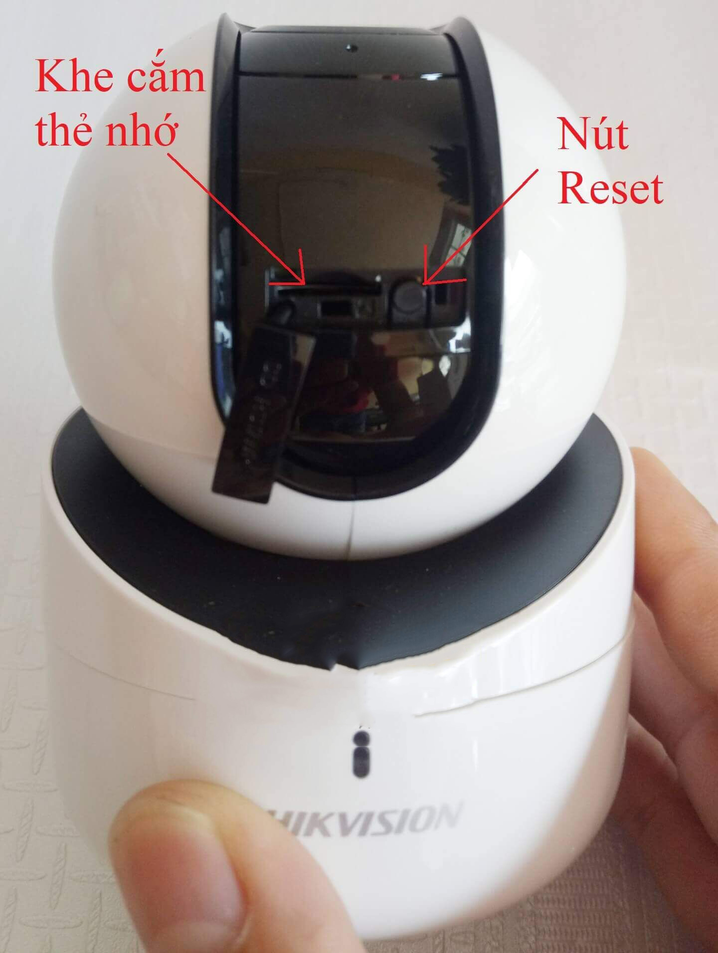 Camera IP Wifi Hikvision DS-2CV2Q01EFD-IW Đàm Thoại 2 Chiều