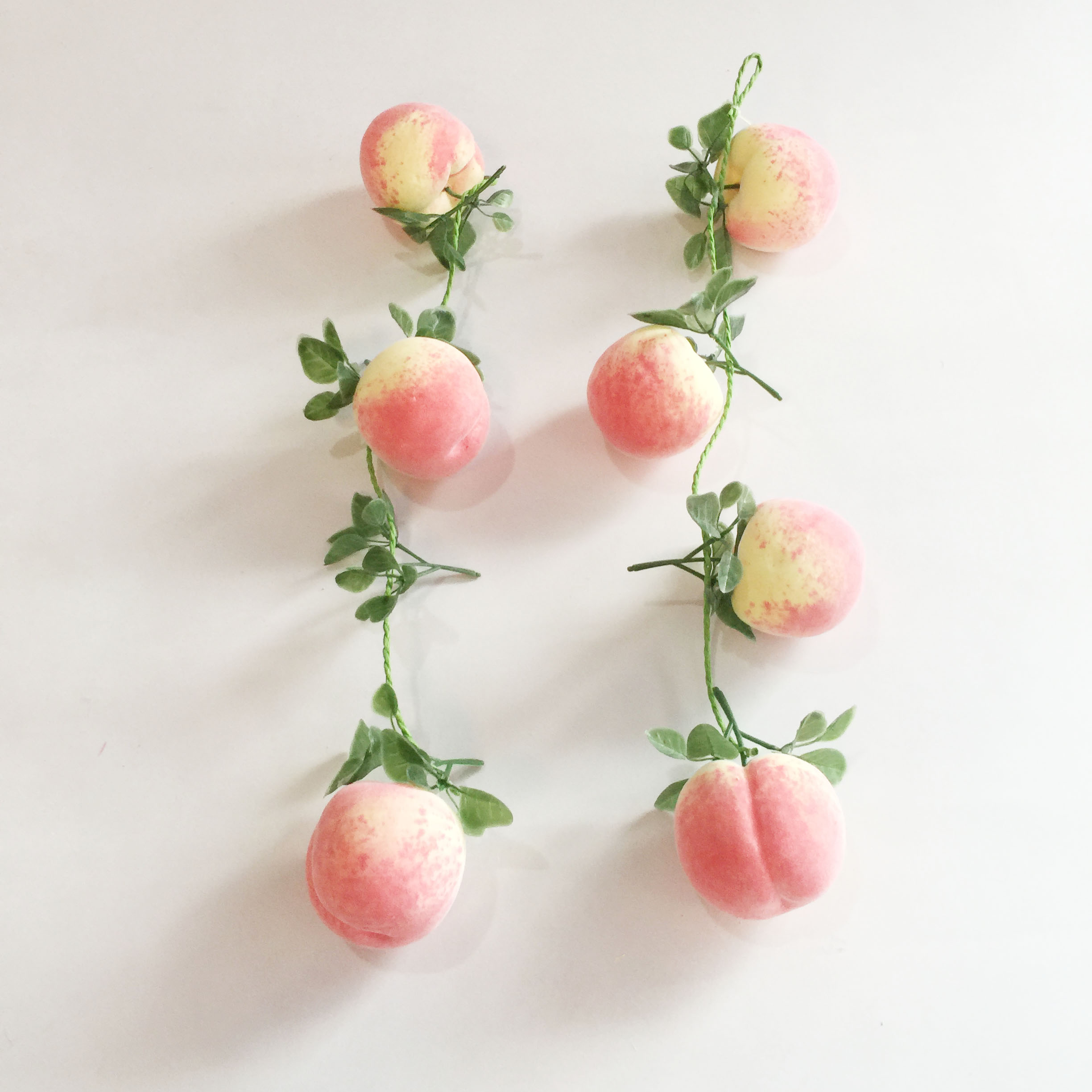 Dây quả đào giả - dây trái cây củ quả giả cao cấp