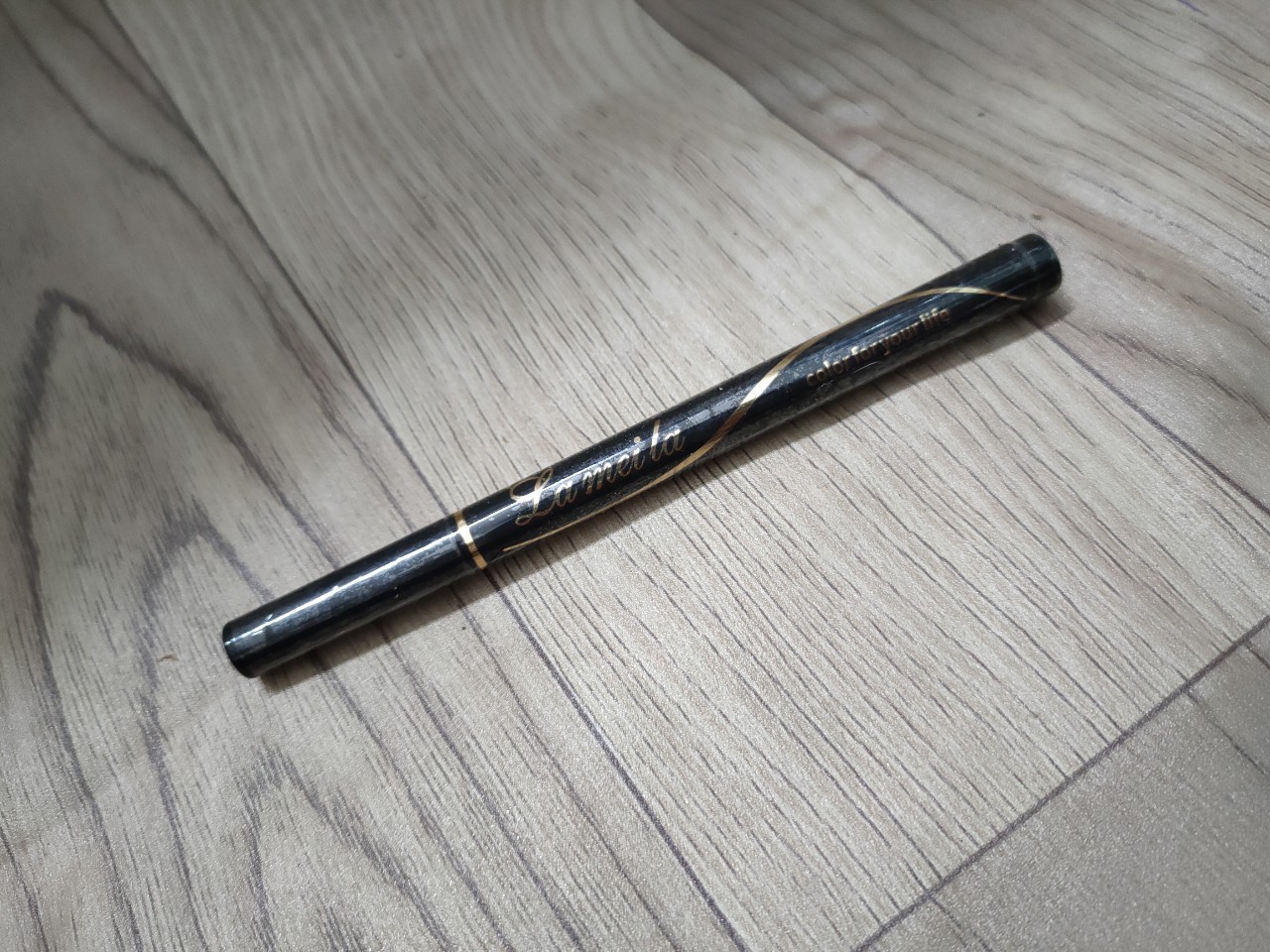 Chì kẻ mắt nước Eyeliner Lameila