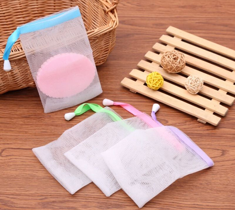 Convenient Foaming Soap Mesh Bag, Foaming Mesh Bag for washing face and hands in the bathroom, 12*9cm