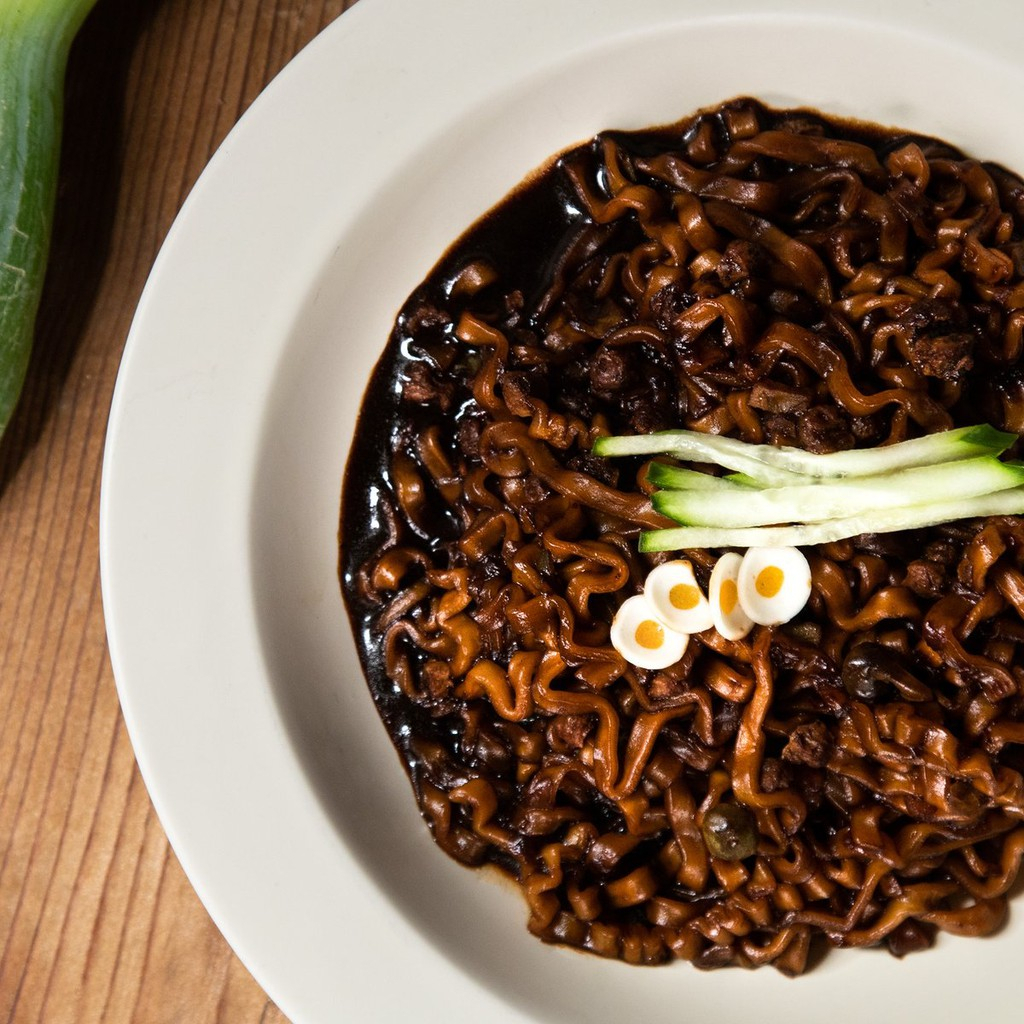 (New) Mì ăn liền - Mì trộn xốt tương đen 75g Ottogi