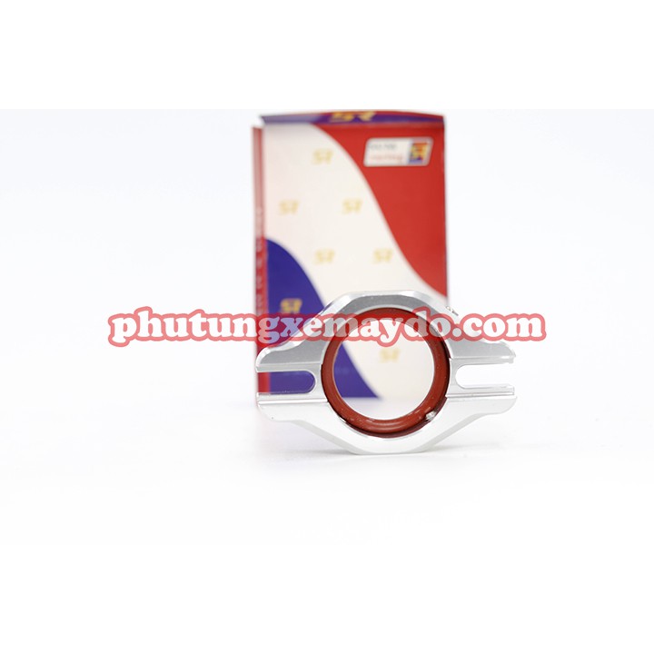 Mặc co tháp cho bình xăng