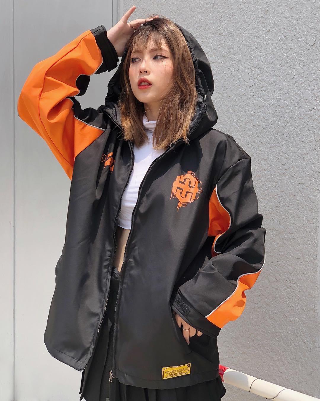 [ Vieo , Ảnh Thật ] Áo khoác dù Club cặp đôi Ulzzang chất dù ngoại 2 lớp - Form Rộng Unisex nam Nữ Couple đều mặc được - áo khoác gió