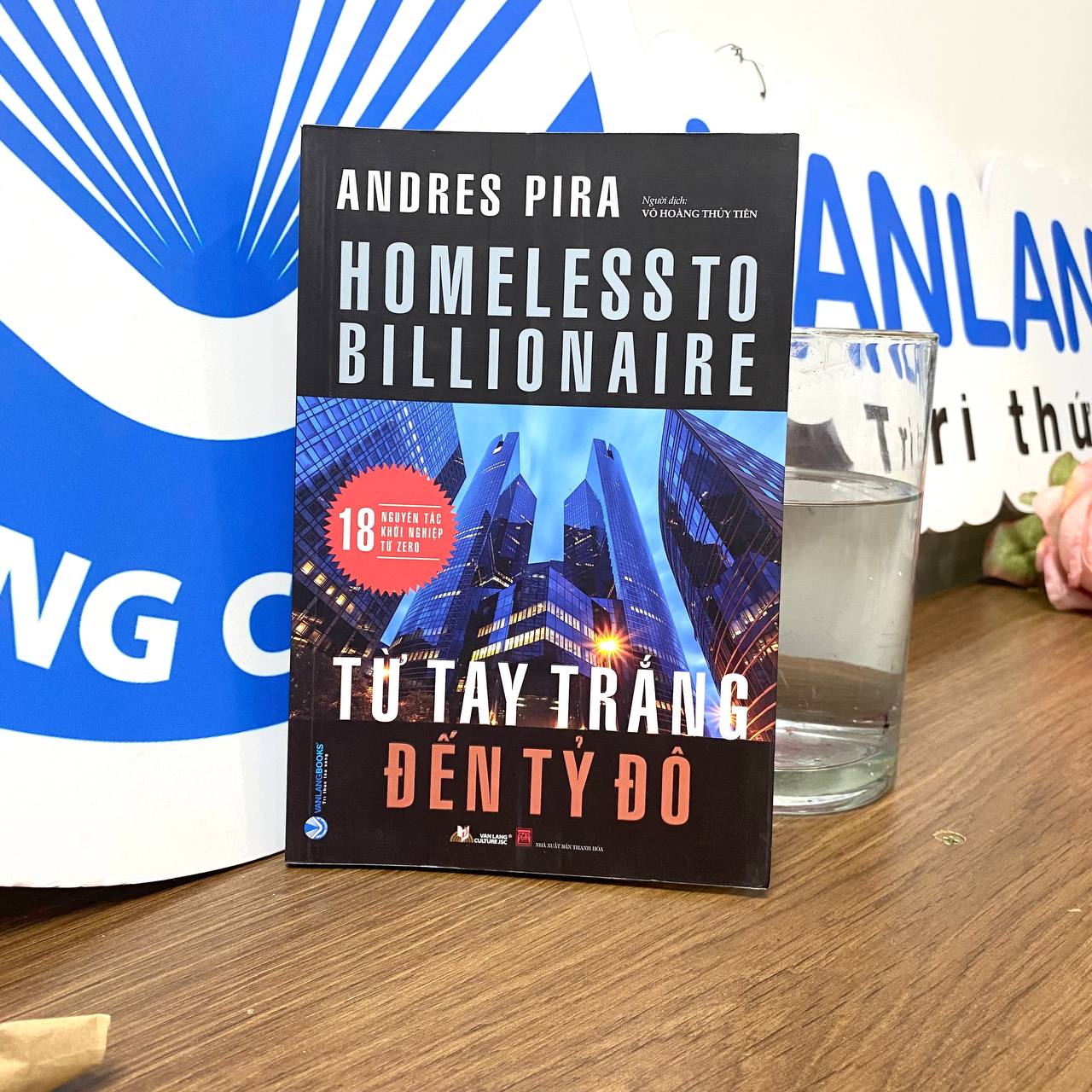 Sách - Từ Tay Trắng Đến Tỷ Đô-Vanlangbooks