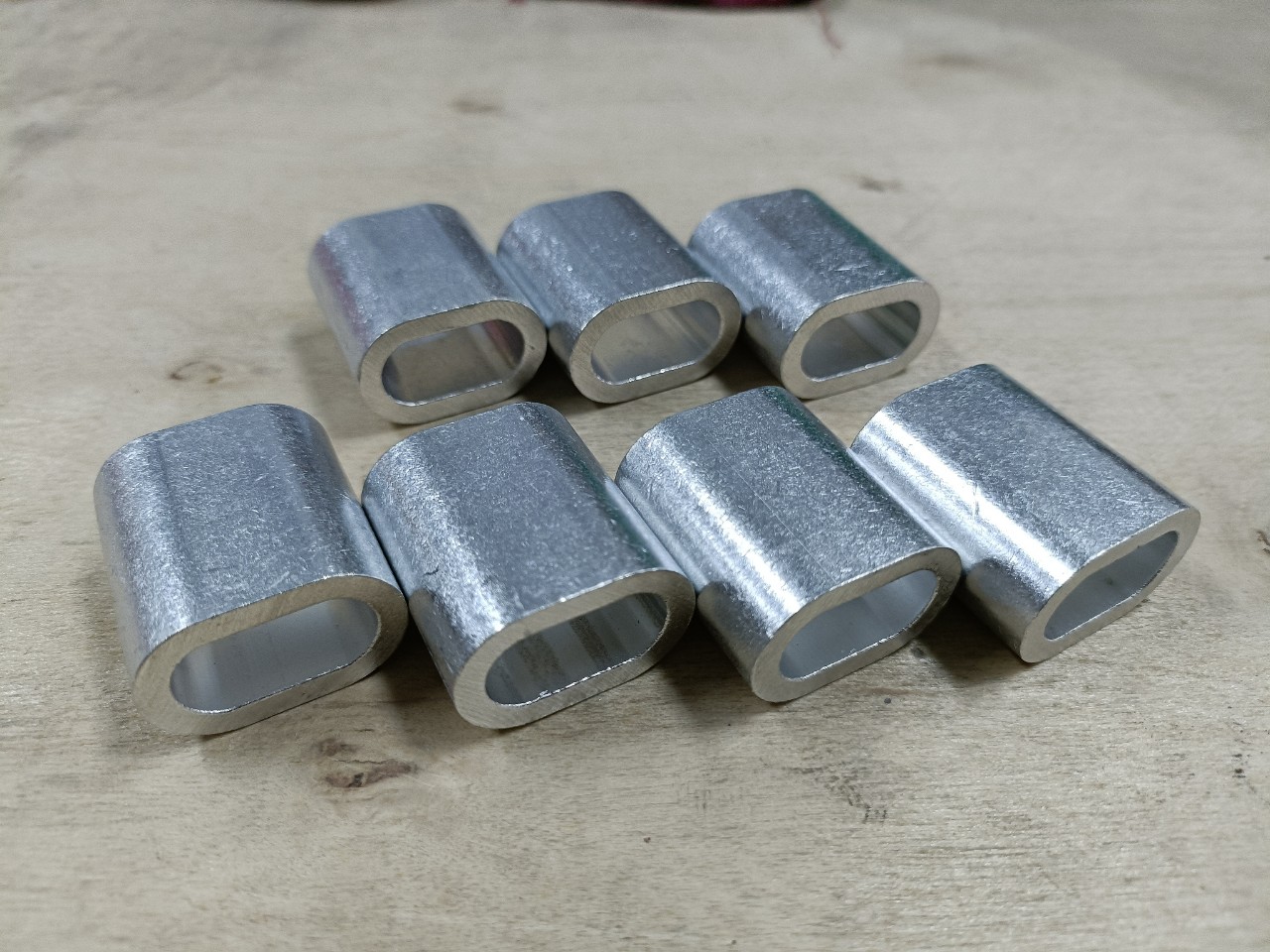 10 Cốt nhôm đầu nhôm khóa dây cáp[ Ø 8mm ]