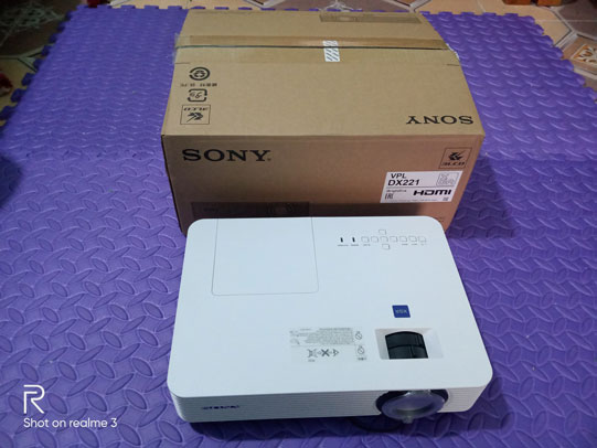 Máy chiếu Sony