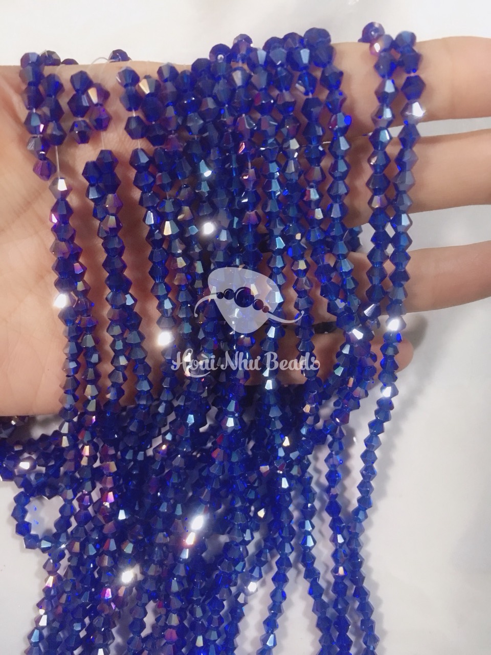 Chùm 10 sợi hạt đá pha lê nón (thuỷ tinh) 4mm đính kết may vá handmade