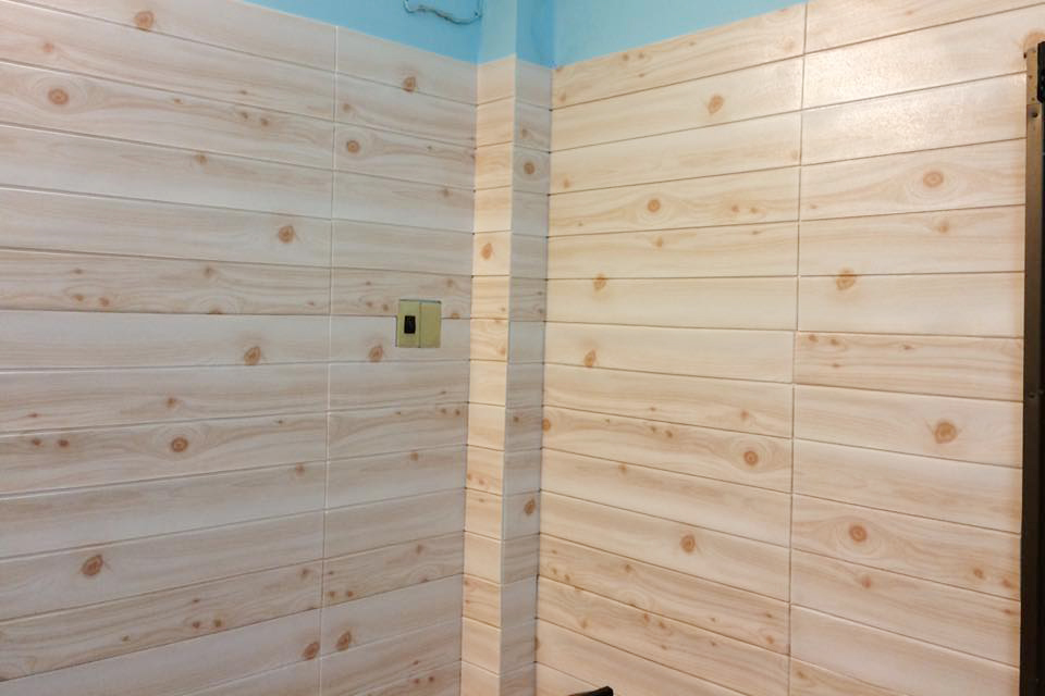 [HCM]xốp dán tường giả gỗ