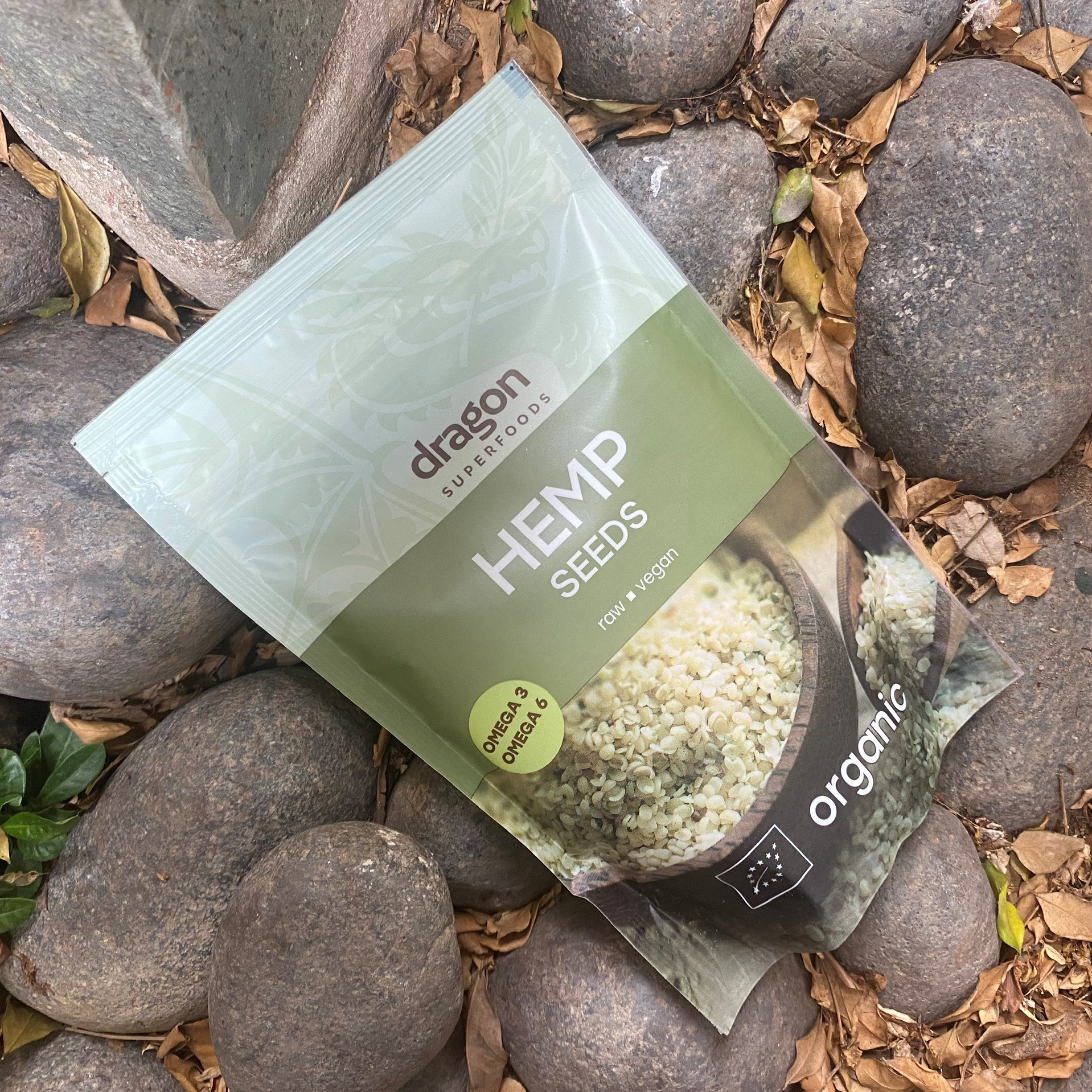 Hạt gai hữu cơ 200g dragon superfoods